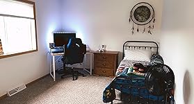 Review Image by Ayla Schultz Ayla Schultz