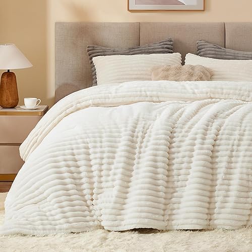 BEDELITE Fleece King Comforter Set -Super Soft & Warm Fluffy White Bedding, Luxury Fuzzy Heavy Bed Set for Winter with 2 Pillow Cases