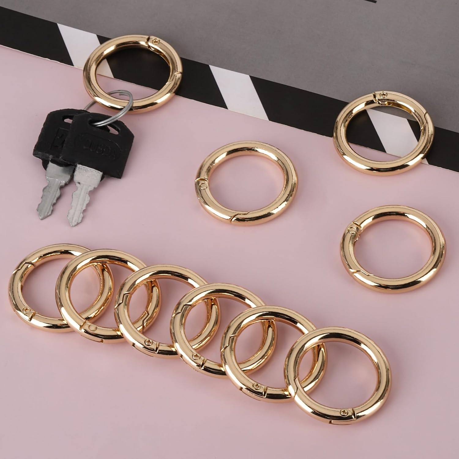 30Pcs Trigger Spring O Rings 1 inch Round Carabiner Snap Hook, Circle Trigger Rings Spring Gold Key Ring for Keyrings Buckle, Bags,Purses, Handbag, Dog - Image 6