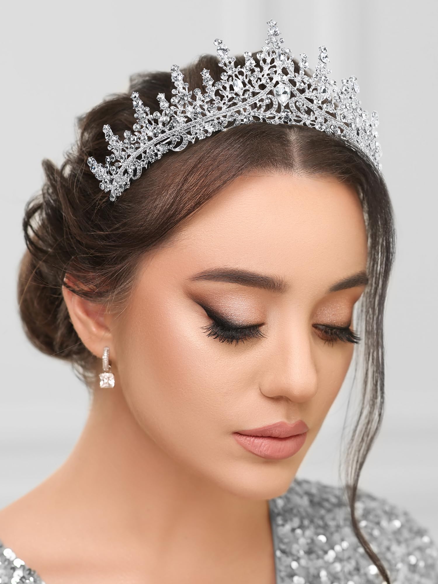Retro Hair Accessories for Wedding Birthday Prom Pageant Quinceanera tiara Amazon.com: SWEETV Gold Tiara Crown for Women,Princess  main image 3