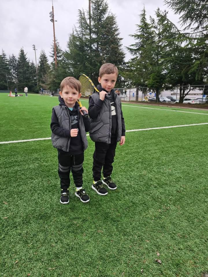 Stelle Kids Sneakers Girls Tennis Shoes Non-Slip Lightweight Breathable Athletic Sports Running Shoes - Image 2