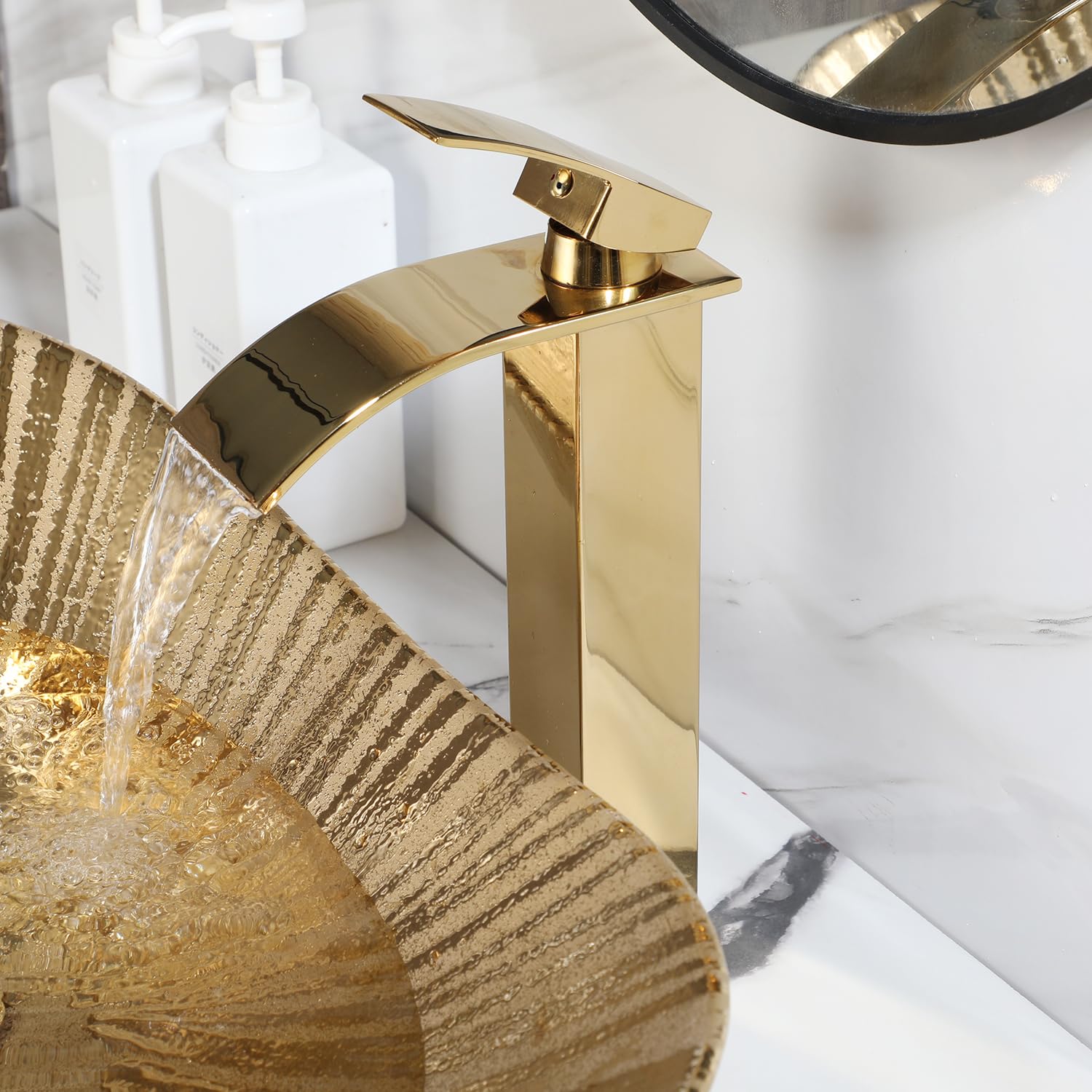 Gold Badezimmer Gefäß Waschbecken Oval Combos Wasserhahn und Ablauf-Set Keramik Waschbecken über Theke Schüssel Waschbecken für Badezimmer Bootsform Gefäß Waschbecken Gold Badezimmer