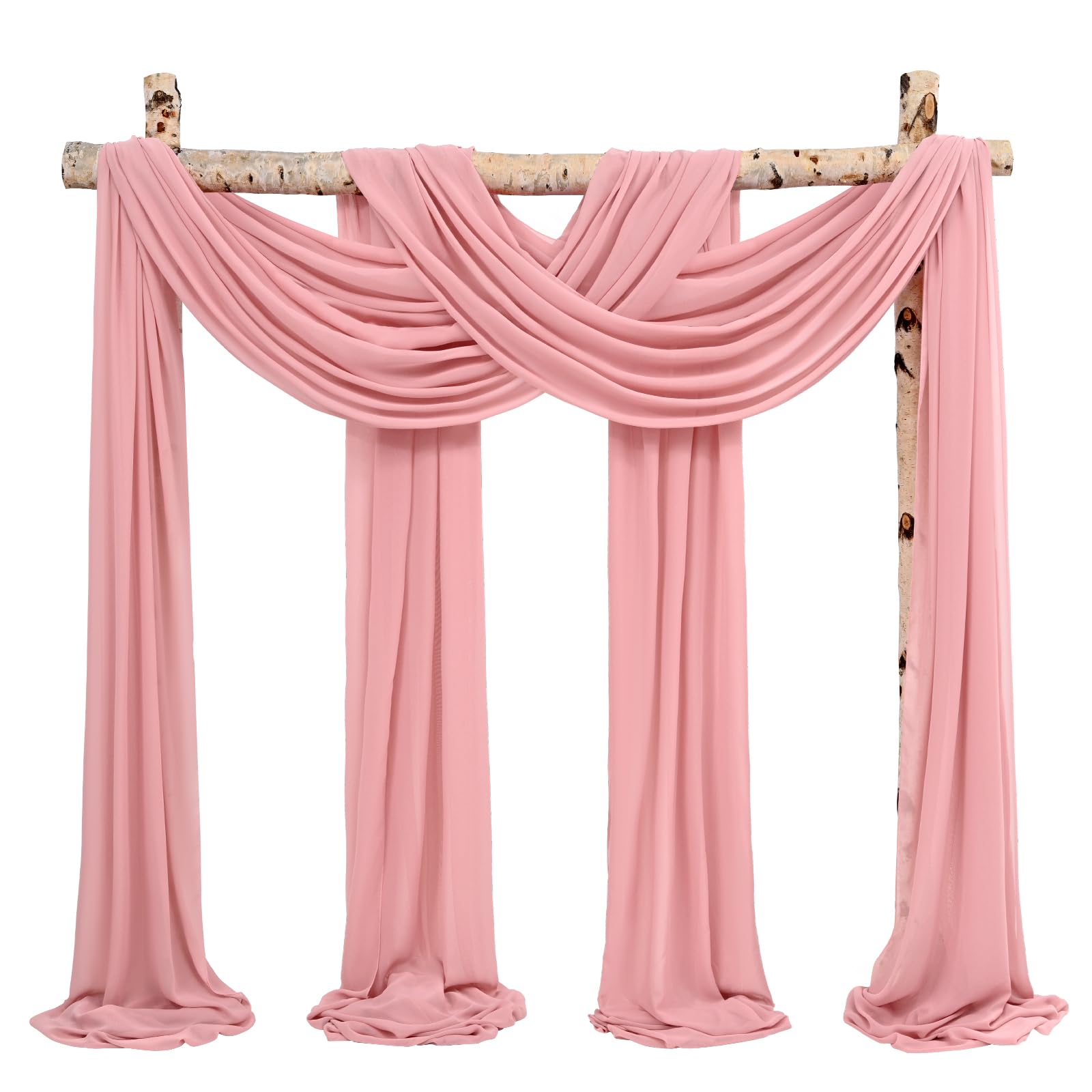 Arche de mariage habillée de tissu mousseline rose poudré pour cérémonie laïque en plein air