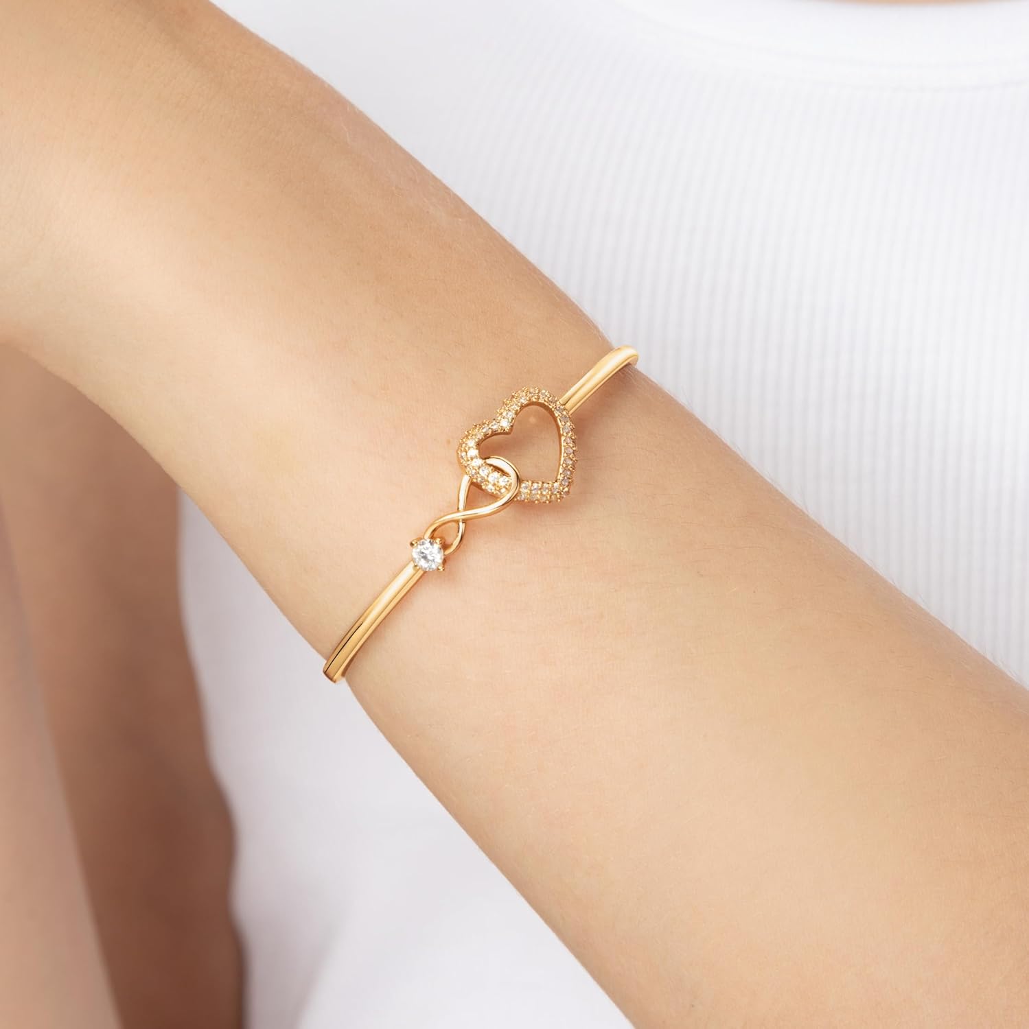 Larvincy To My Beautiful Granddaughter Bracelet With Heartfelt Message & Elegant Box - Granddaughter Gifts from Grandma Grandparents, Love Jewelry On Valentines Day, Birthday, Graduation, Christmas - Image 5