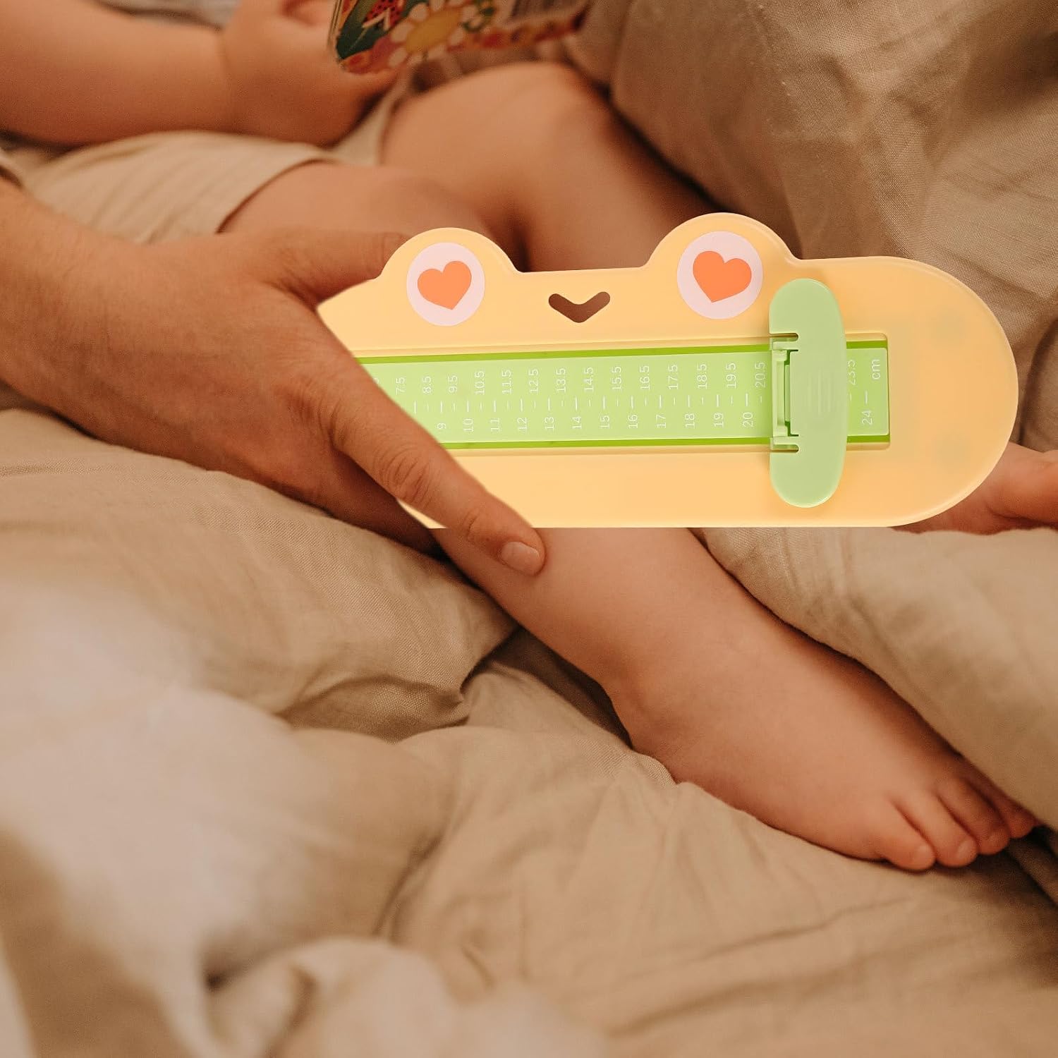 Beavorty Shoe Measuring Device and Young Lightweight Abs Foot Measurer with Accurate Measurement for Home Use and Commercial Settings