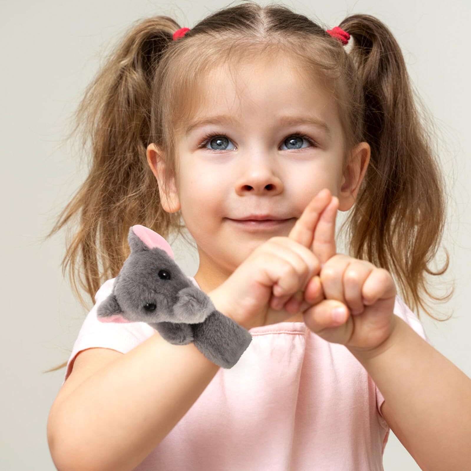 ERINGOGO 6 Pulseras de Franela con Motivos de Animales para Fiestas Infantiles, Adorno Cómodo y Ligero para Niños en Cumpleaños con Tema Selvático
