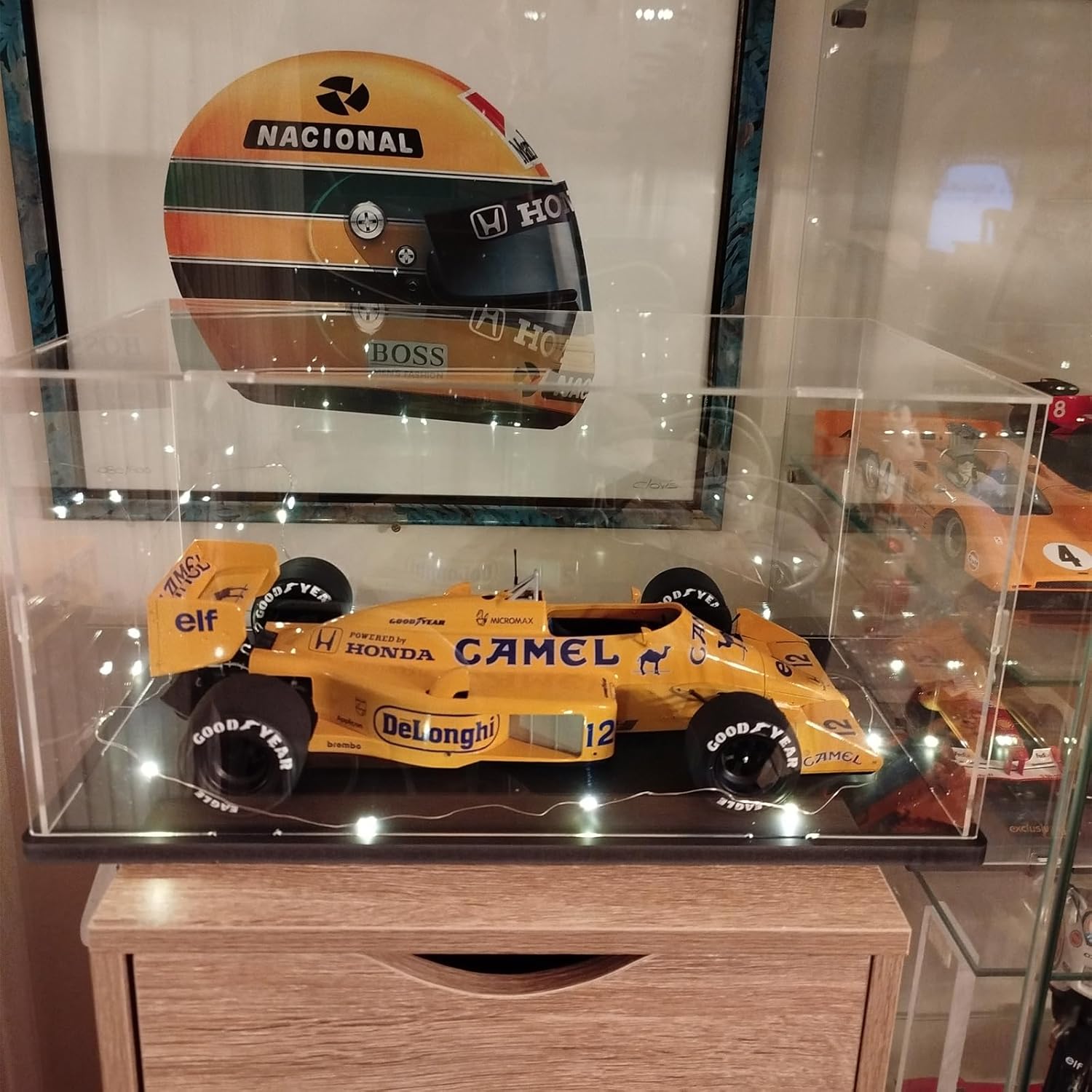 Thickened Clear Acrylic Display Case for Lego 10295 10337 10330 10353 76450 42176 43268 42170 42160 10300 Collectibles 1/18 Rc Car, Transparent Box Dustproof with Light, Black Inside 15.7x7.9x7.9in