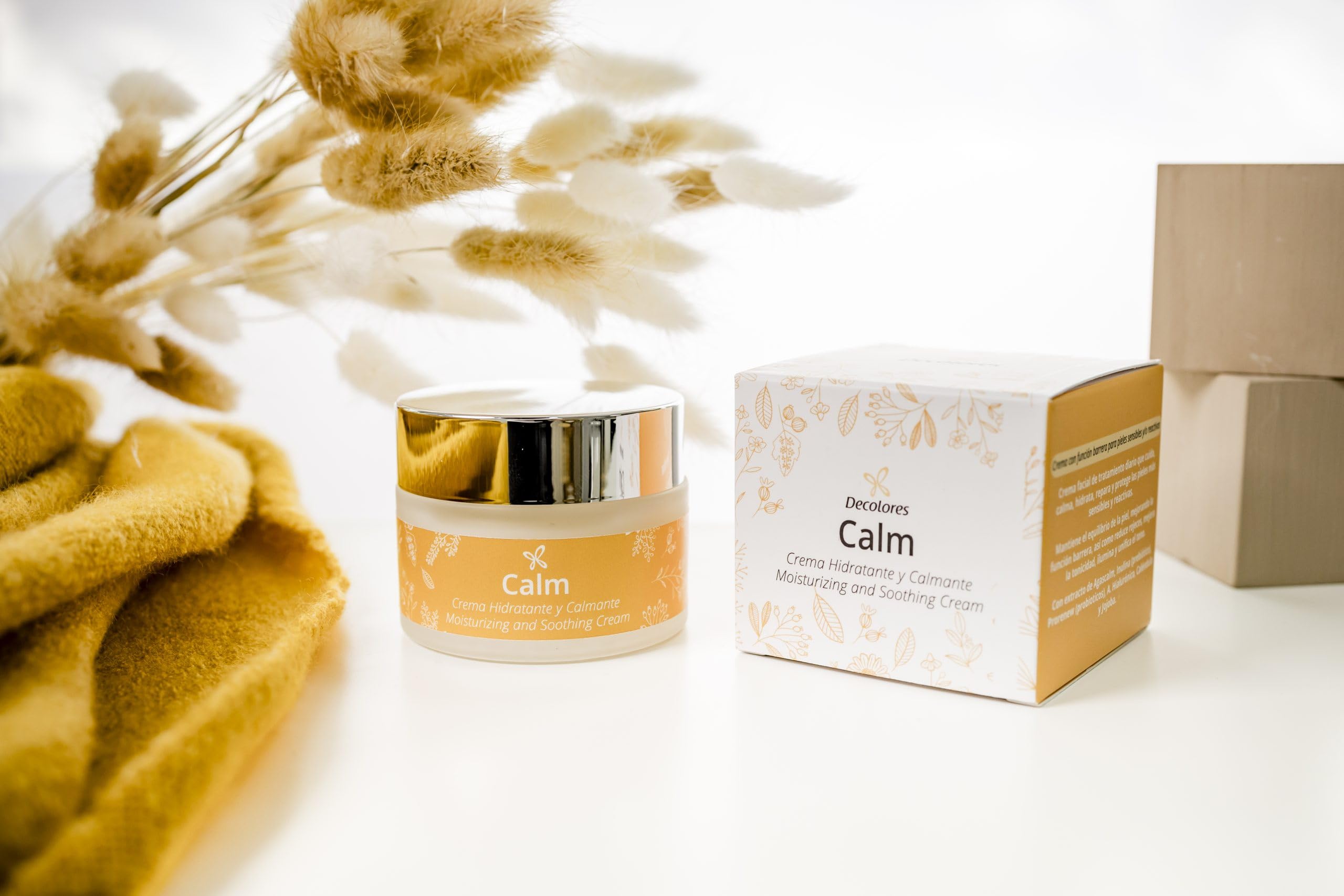 Decolores Crema Facial Natural Calm 50 ml 3 unidades - Pieles Sensibles o Reactivas - Hidrata, Calma y Reduce Rojeces - Con Prebióticos, Probióticos y Ácido Hialurónico - Vegano