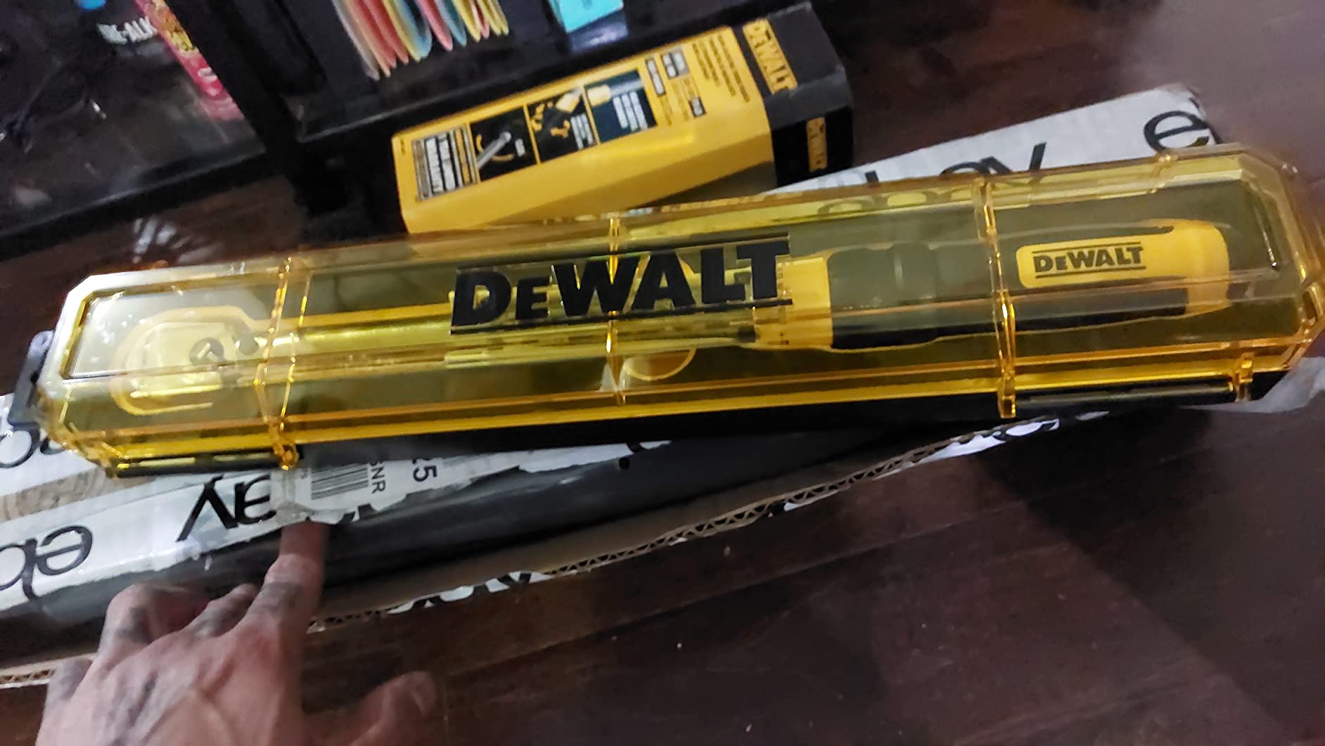 DEWALT Torque Wrench, Micro Adjust, 3/8" Drive (DWMT75463) Amazon.ca