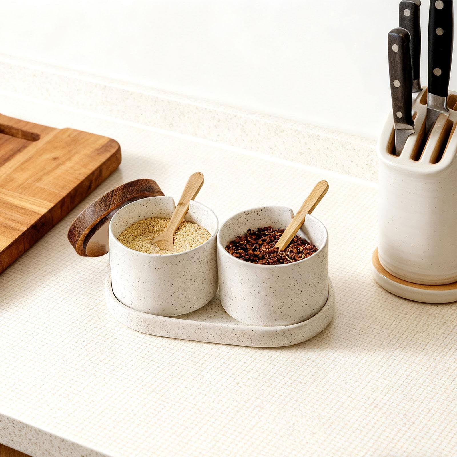 2 Tarros para Especias Y Condimentos, Tapa de, Cuchara Y Bandeja de Cerámica. Diseño Moderno, Ideal para El Hogar Y La Cocina. Regalo, 2 Piezas