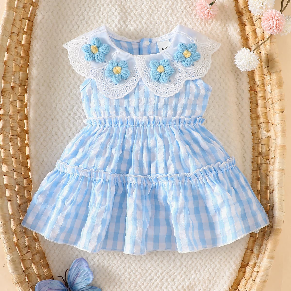 Vestido de cuadros azul para bebé niña con cuello de encaje con ojales y flores de ganchillo 3D, volantes escalonados, trajes de verano para recién nacidos