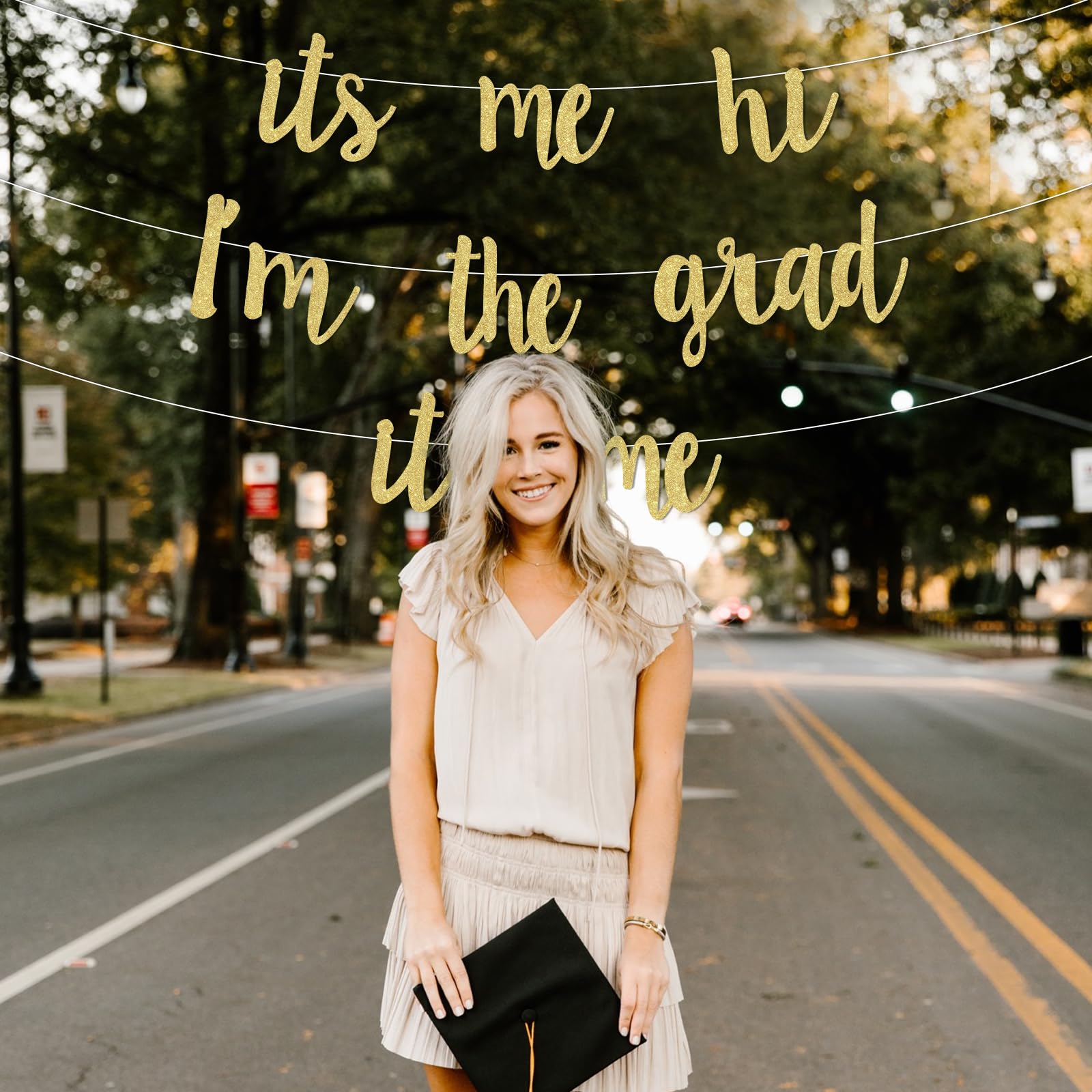 "It's Me Hi I'm The Grad It's Me" Graduation Banner - Gold Glitter 2024 Party Decor For High School & College