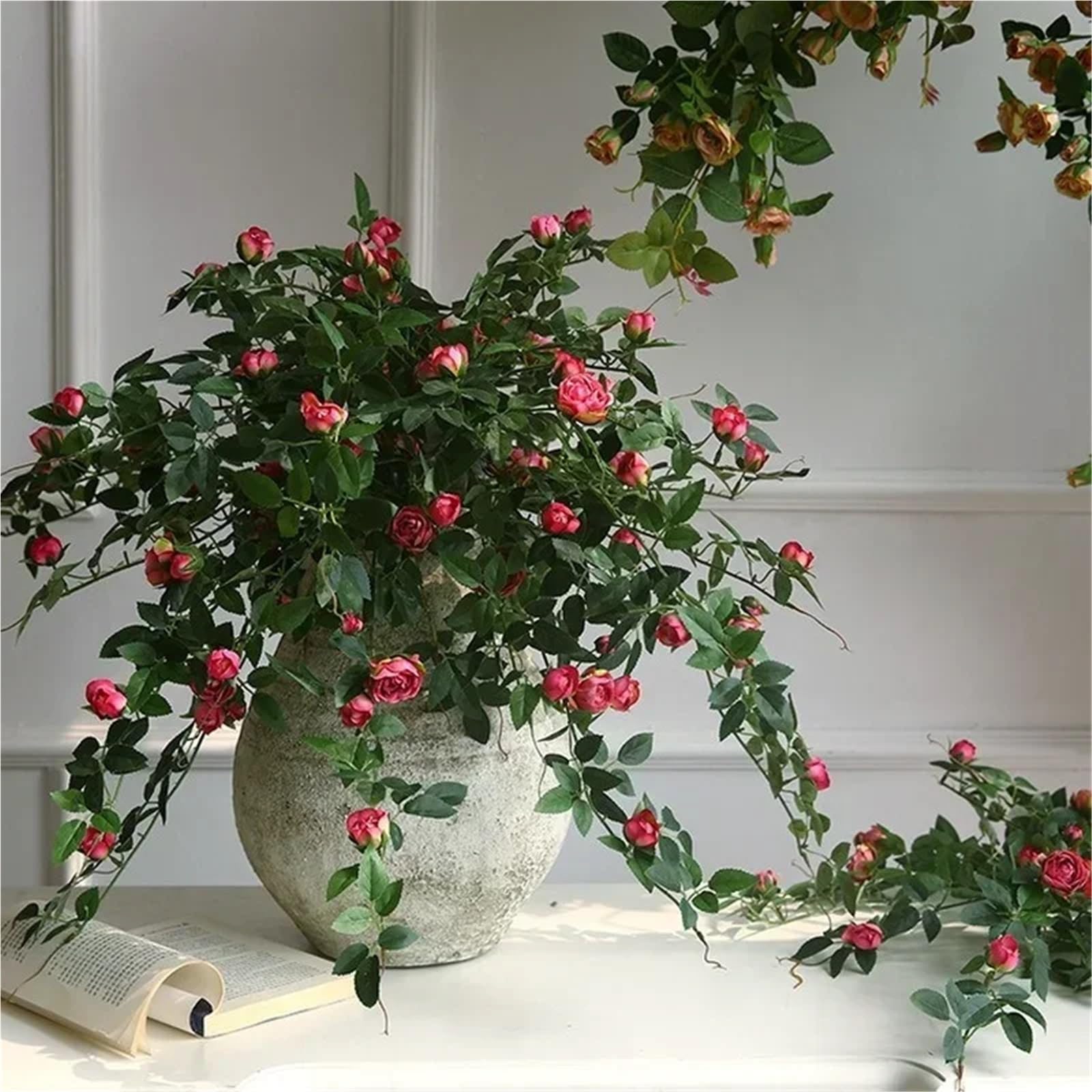 Künstliche Rosenranke Künstliche Hängepflanzen mit Rosenblüten | Blätter grüne Kette Wand Haus Zimmer Garten Hochzeit Girlande Außendekoration(Pink)