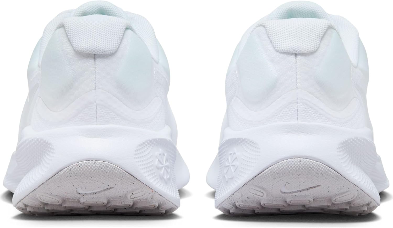 Nike Women Revolution 7 Sneaker