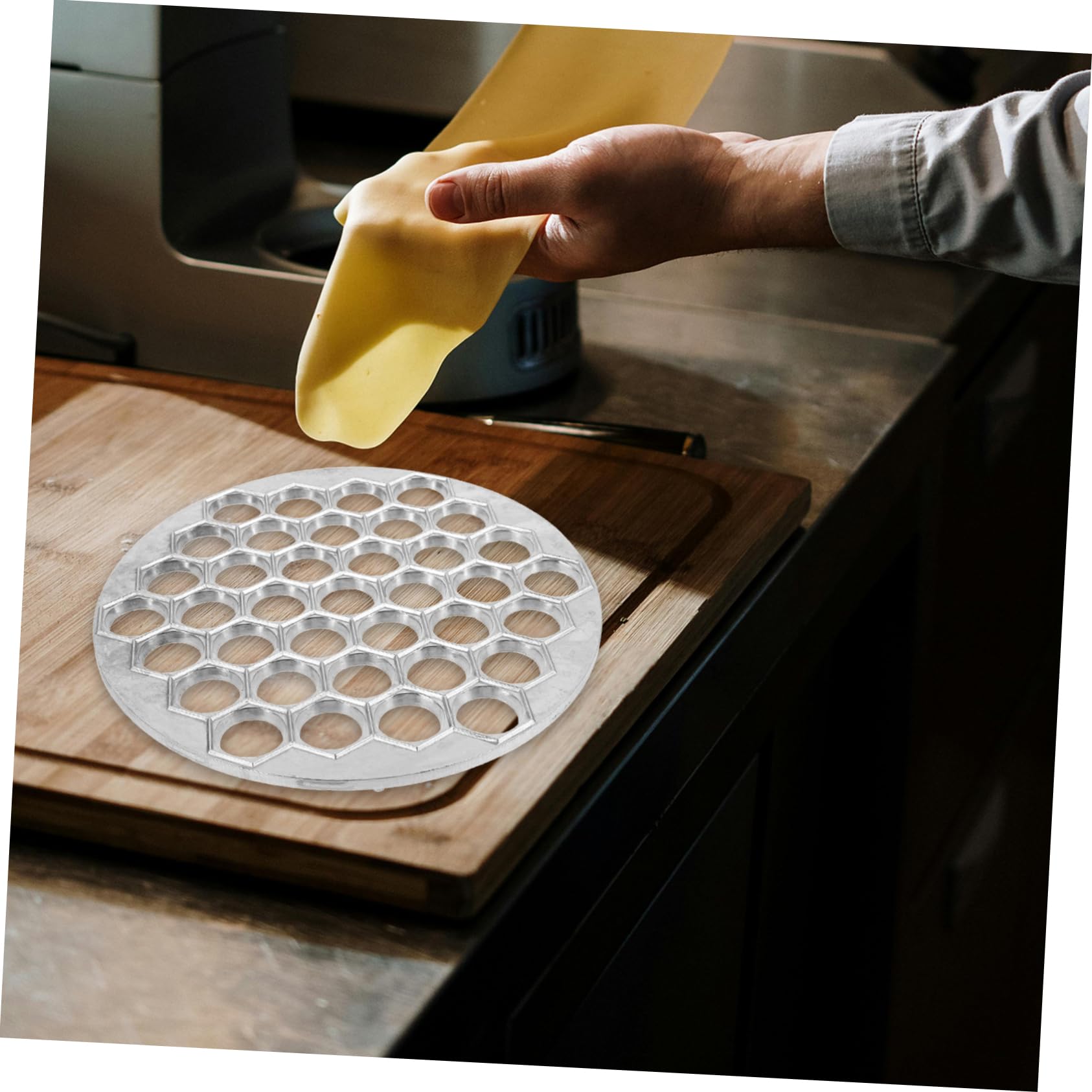 Zerodeko Molde para Empanadillas de Aleación Capacidad para 37 Unidades, Diseño Plano E Innovador, Ligero y Fácil de Limpiar, Adecuado para Cocina Casera y Profesional