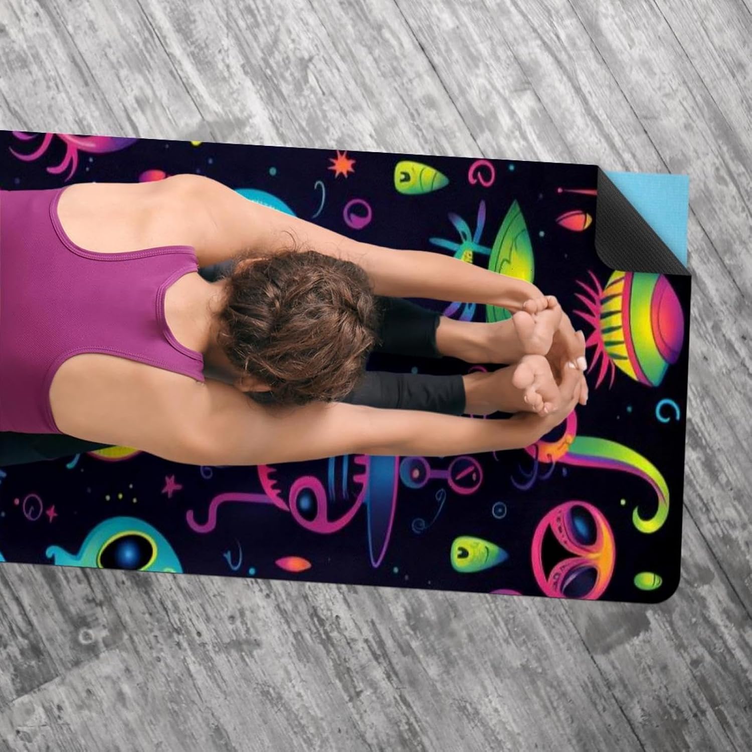 Yoga Towel, Outer Space Alien Pattern Non Slip Sweat Absorbent Hot Yoga Mat Towel for Hot Yoga, Pilates and Fitness - 72.8" x 26.8"