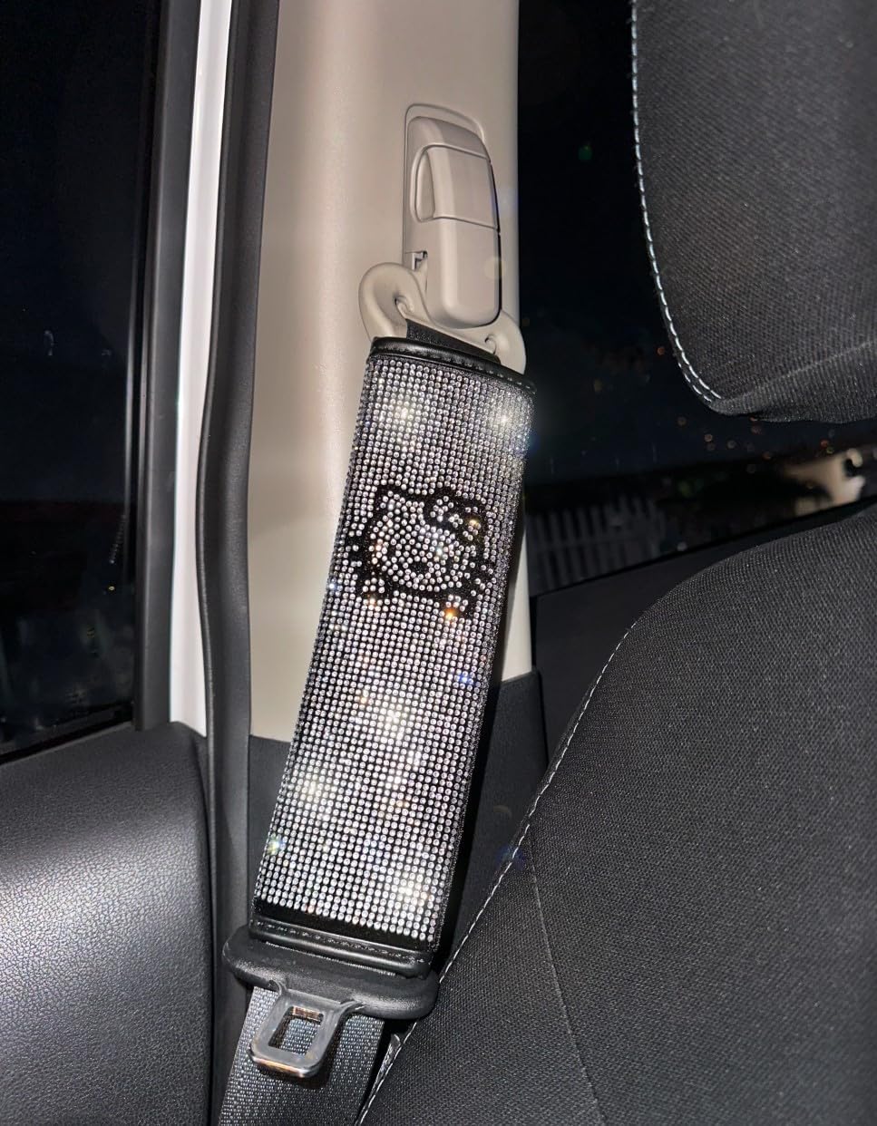 Fashion Car Ultra Bling Steering Wheel Cover with Sparkly Diamond Rhinestones, Gorgeous Accessory with Anti Slip Lining Extra Bling Especially Shiny Cat Exotic Universal (Seat Belts Silver)