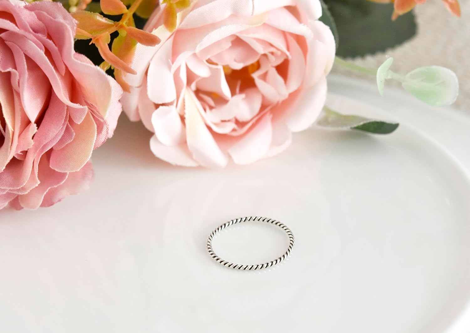 AeraVida Stylish Twist Oxidized and Polished Sterling Silver Band Ring | Ring for Women | Adorable Gift for Daughter | Anniversary Jewelry Gift Ring Size 7-9 - Image 4