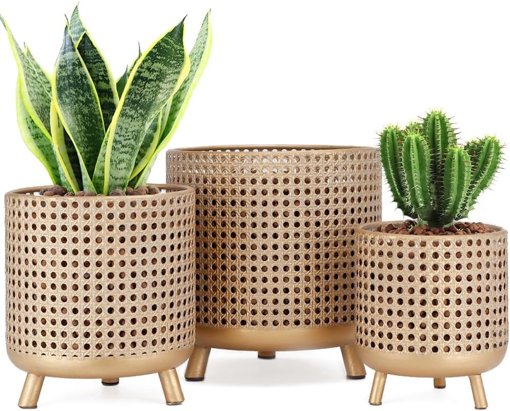 JHY DESIGN Set of 3 Plant Pots 10/8.5/7''H Metal Decoration Flower Pots with Hollow Design Large planters for Indoor & Outdoor Garden Home Balcony Railing Fence Plants(Gold)