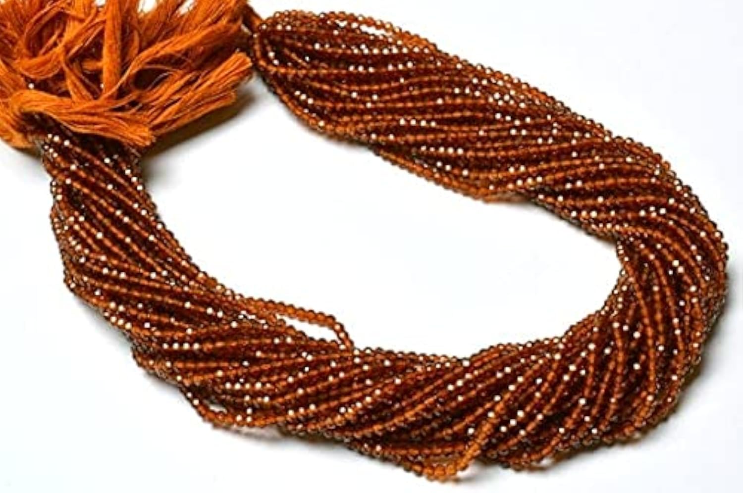 Grenat Hessonite rang de perles fines 3mm pour confectionner des bijoux fins