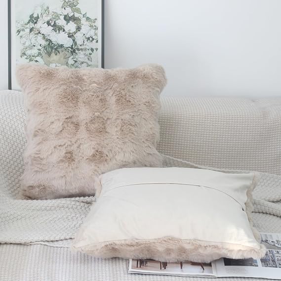NIULAA 2 Pack Soft Faux Fur Decorative Cushion Covers 45x45cm Beige | Fluffy Plush Pillow Covers 18x18 for Sofa Bed Chair Car,Velvet Back,Hidden Zipper,Machine Washable,Cosy Luxury,as gifts