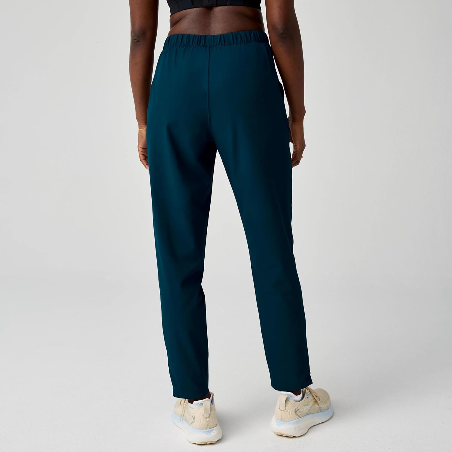 Brooks Women’s Canopy Pant, Water-Resistant Running Pants with UPF 50+ Sun Protection, 4-Way Stretch & Reflective Details