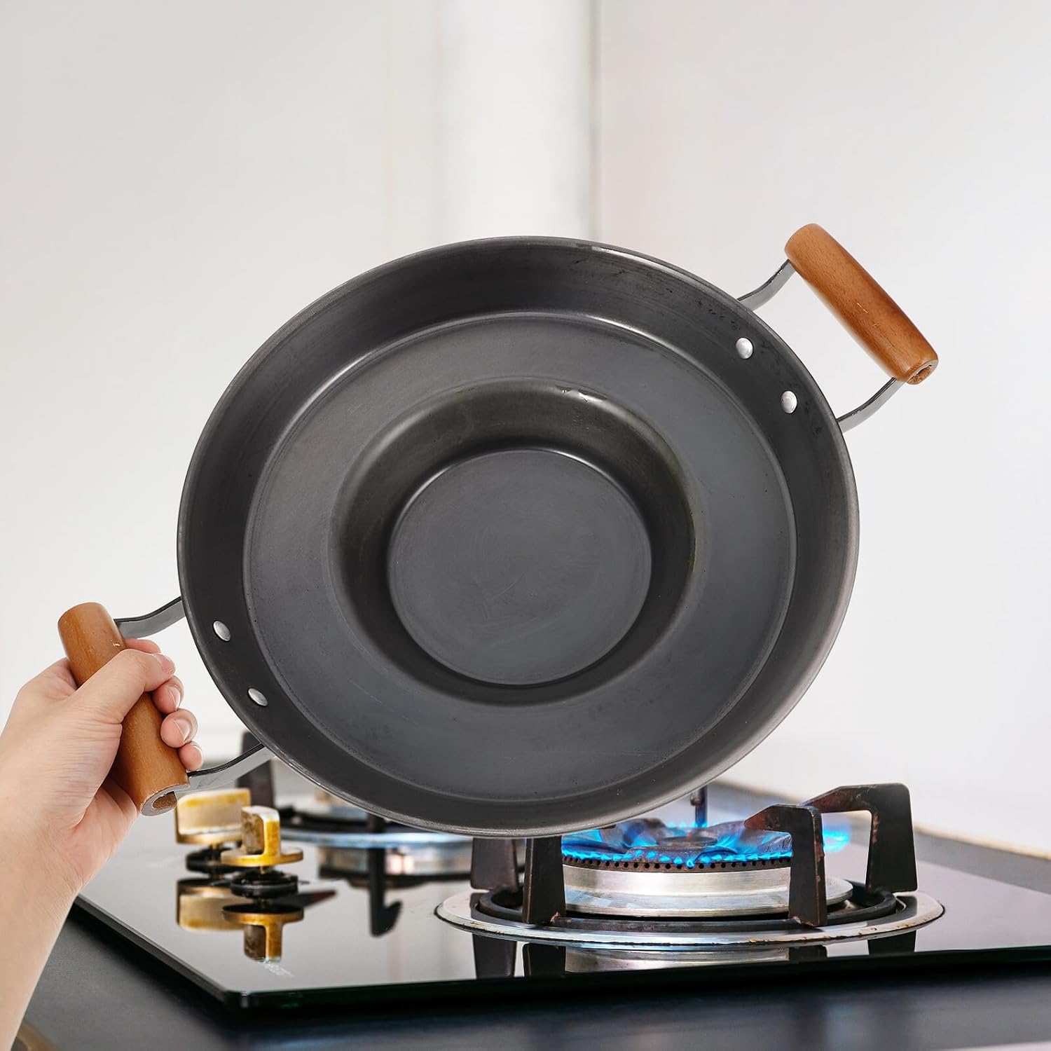 VICASKY Non-stick Concave Frying Pan Thickened Cooking Skillet for People Even Heating Anti-scald Handle Versatile for Pancakes Steaks Fried Potatoes Home and Outdoor Use