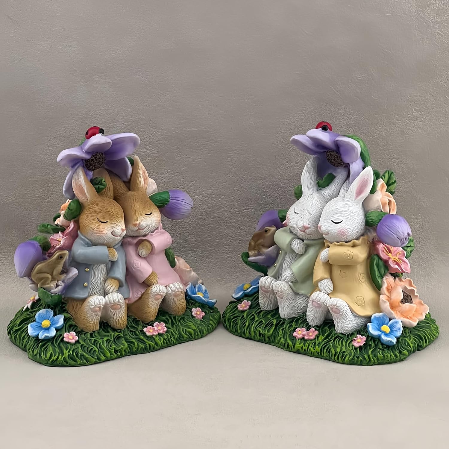 Rabbit Couple Statue with Flower Decor Resin Bunny Garden Figurines Easter Sculptures Birthday Valentine's Day Decorative for Party Supplies Home Outdoor Statues, Yard Decorations (White)