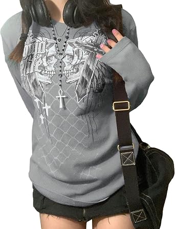 Grunge Shirts Women Y2k Long Sleeve Gothic Emo Graphic Baggy Top Star Skull Print Vintage Aesthetic Goth Baggy Tee