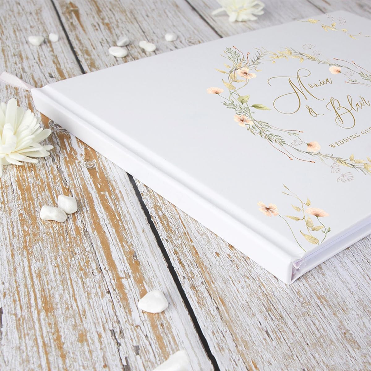 Grand livre d'or de mariage personnalisé A4 avec couronne florale, couverture rigide, scrapbooking de mariage personnalisé – Livre d'or personnalisé for couple – Cadeau de fiançailles, motif cœur d'am