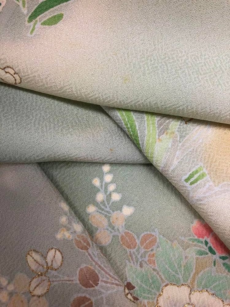 小紋 縫取り刺繍 金彩 紋意匠 正絹 反物 小紋 紋意匠 金彩 飛び柄 正絹 反物