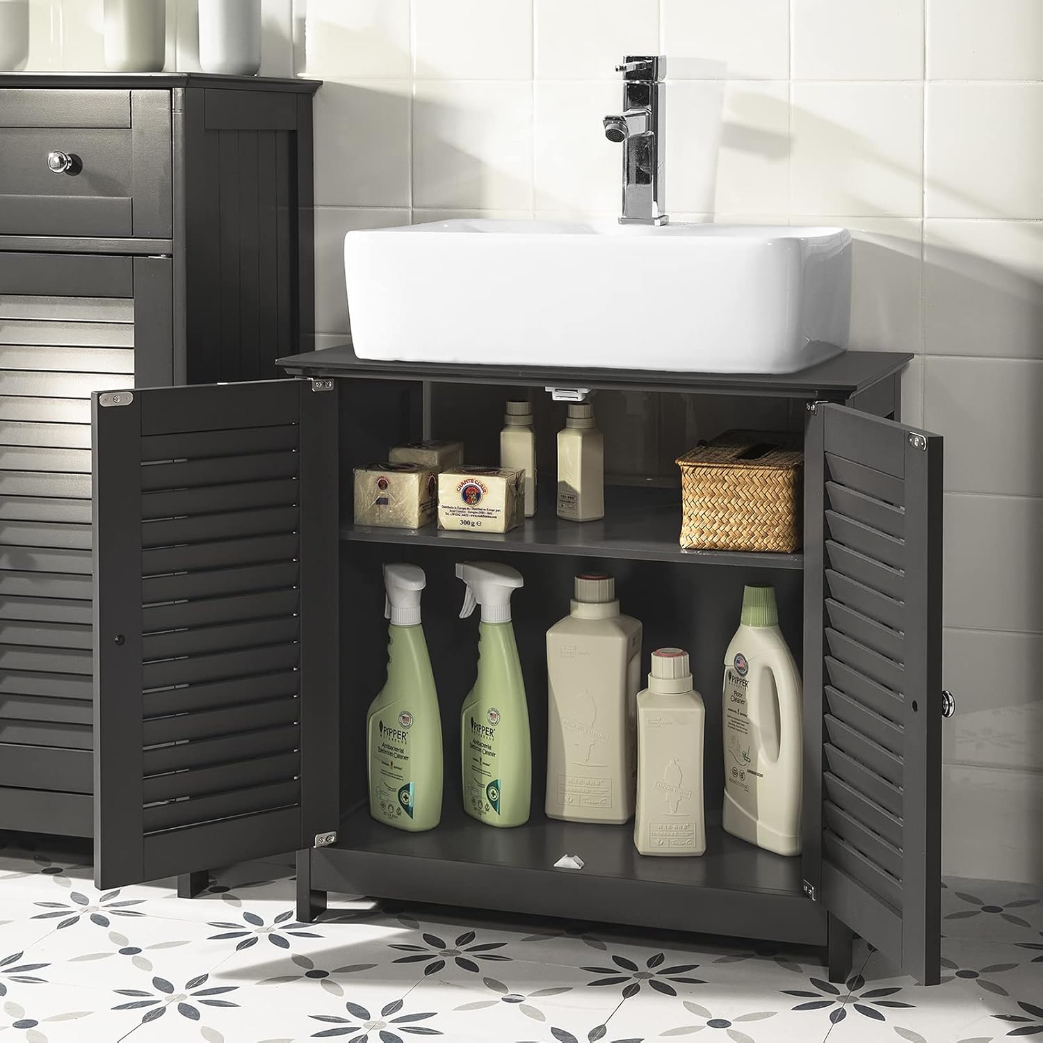 Interior storage of SoBuy FRG237-DG cabinet