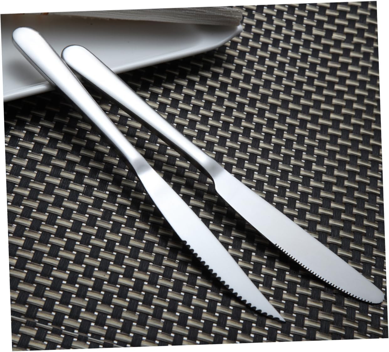 12pcs Stainless Steel Steak Knives Set Dinner Cutlery Serrated Edges Hammered Easy to Clean for Daily Use