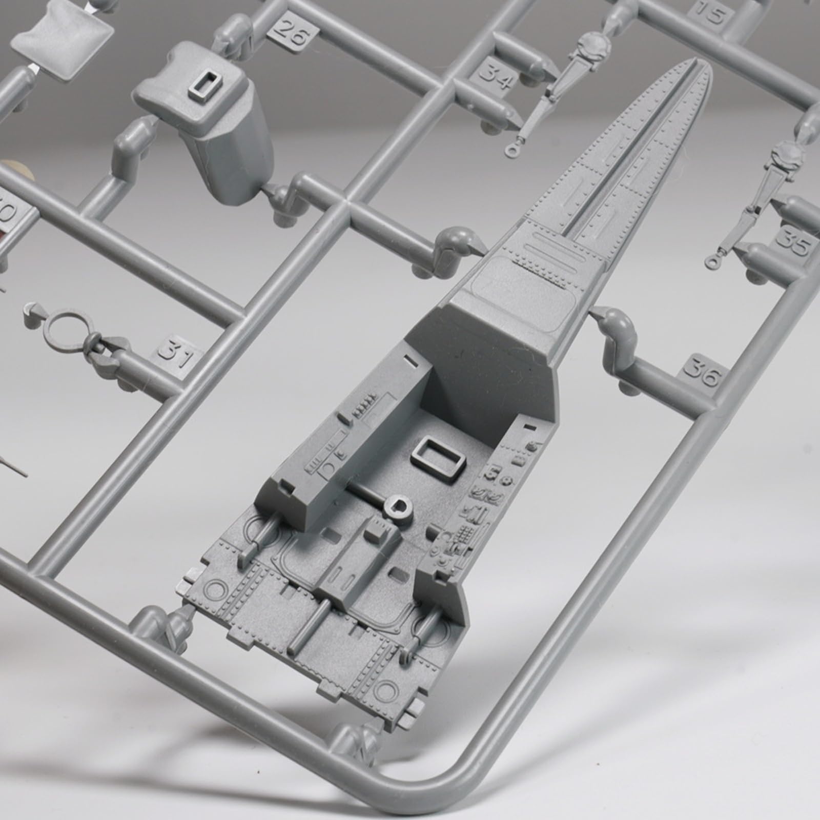 Amazon | ボーダーモデル 1/35 ドイツ空軍 フォッケウルフ FW190A-6 w