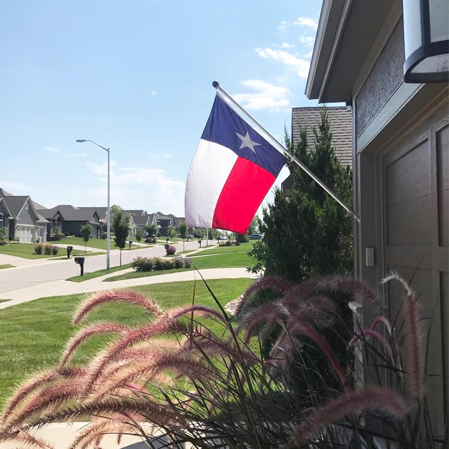 Homissor Texas Flag 3x5 Heavy Duty Outdoor 420D Tough Nylon TX State Flags Embroidered Stars 3x5 Ft Long Lasting for Outside High Winds Sewn Stripes and 2 Brass Grommets - Image 7