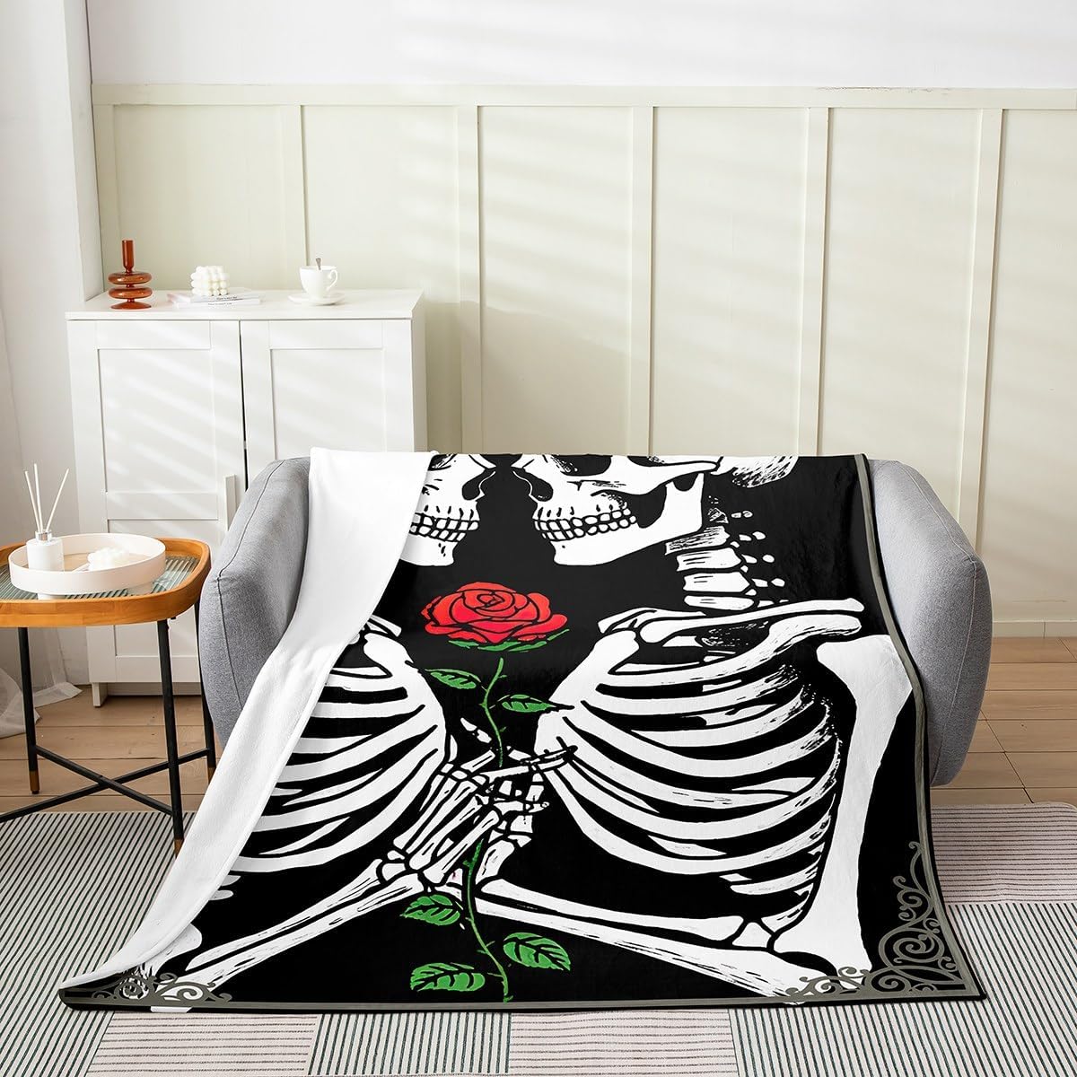 Skull Gothic Bed Blanket Kids Girls Kissing Lovers Skeleton Flannel Blanket Soft Cozy Lightweight Red Rose Plush Fleece Sugar Skull Blanket Gifts for Couch Bed Chair Office Sofa(40x50 Inches)