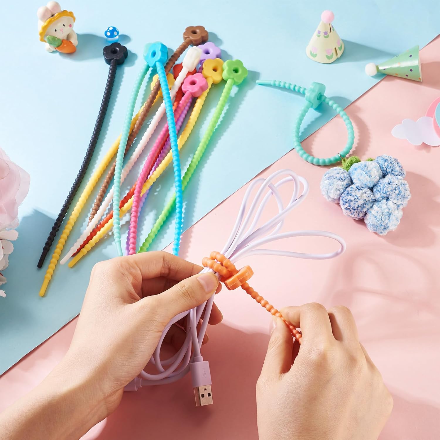 12Pcs Silicone Cable Ties Reusable Cable Organizer Cord Wraps Mixed Color 20x18x7mm (Flower Style)
