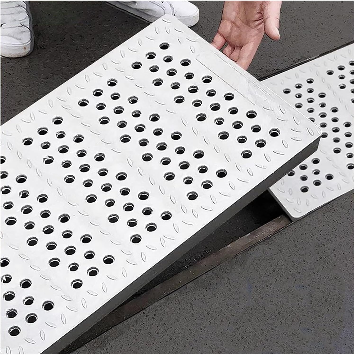 Grille de drainage pour cour et allée 50x35x3cm