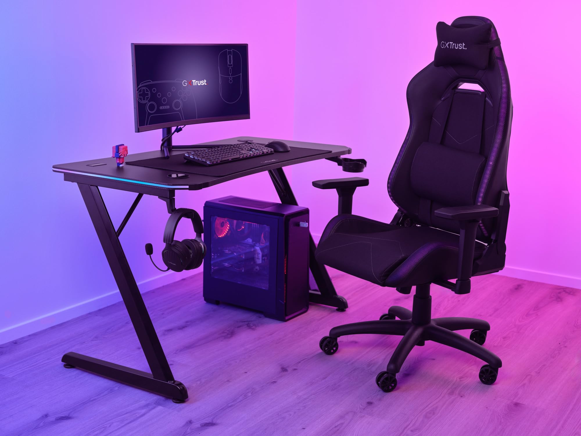 GXTrust Luminus Pro Bureau Gaming 120x60 cm avec LED RGB, Noir