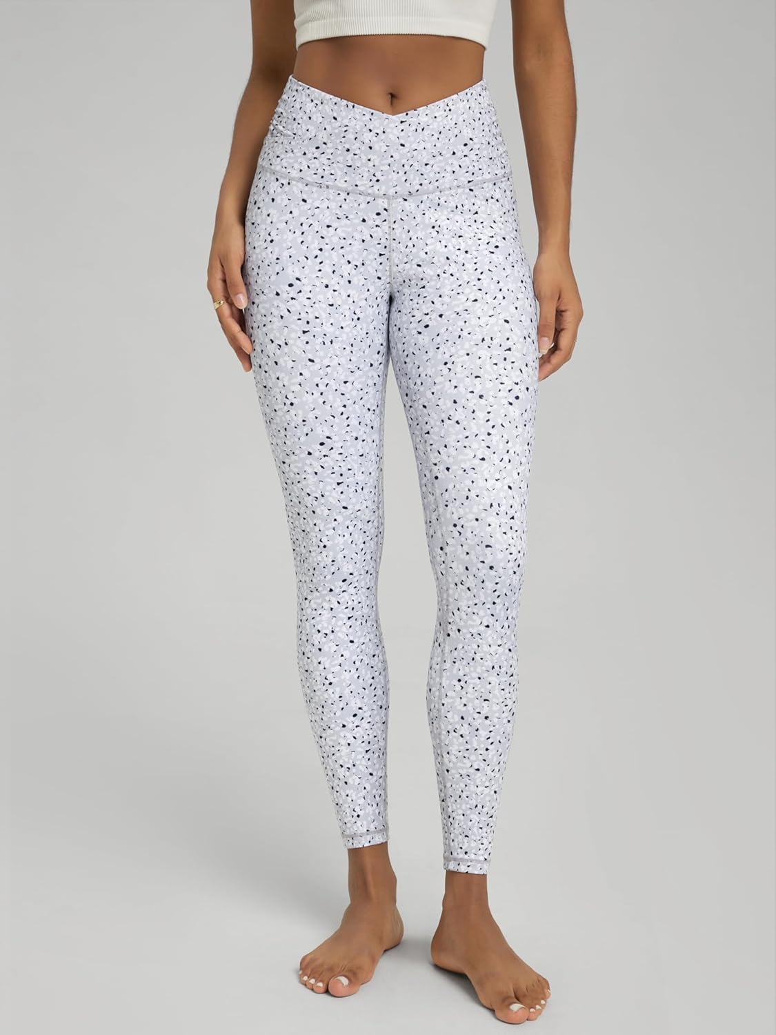 ODODOS Women's Cross Waist Yoga Leggings with Inner Pocket, 23"/25"/28" Gathered Crossover Workout Yoga Pants - Image 2