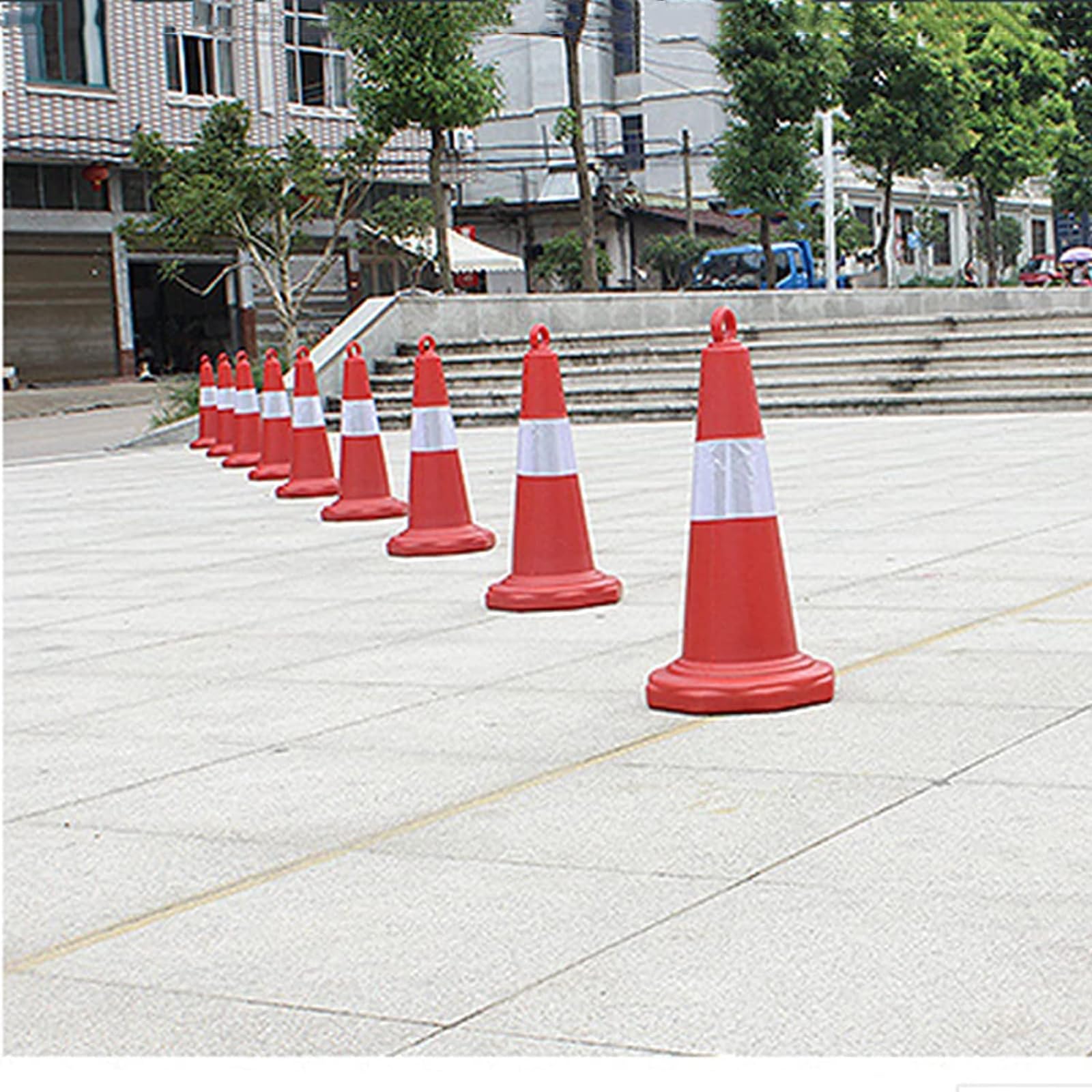 Cônes de sécurité en Caoutchouc avec réfléchissant et poignée, cônes de sécurité routière Robustes de 30 Pouces, cônes de Danger for Le contrôle de la Circulation (Color : A, Size : 2PCS)
