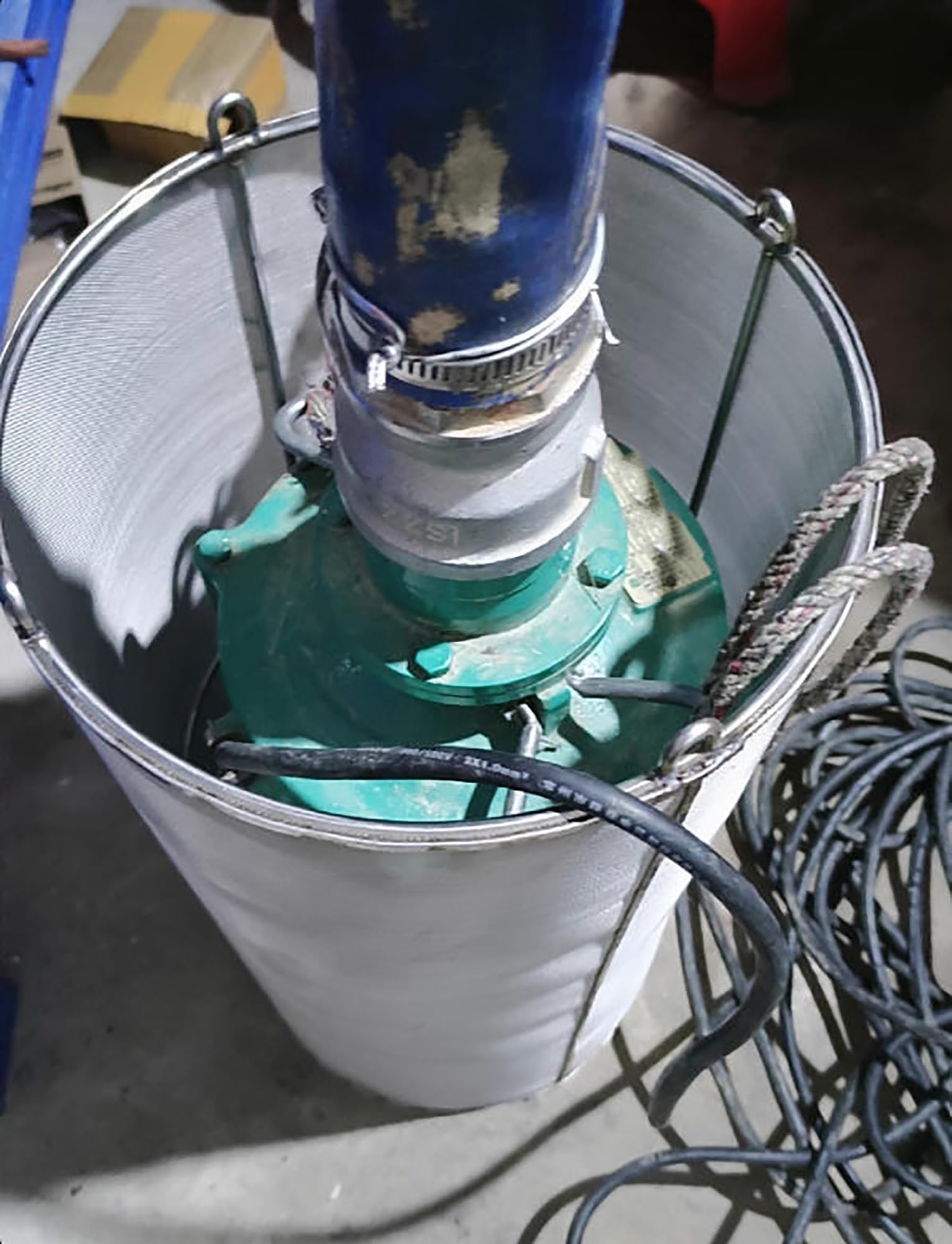 Jaula de filtro de admisión de bomba, protector de bomba de agua de malla de acero inoxidable, cubierta resistente a la corrosión para aplicaciones domésticas e industriales