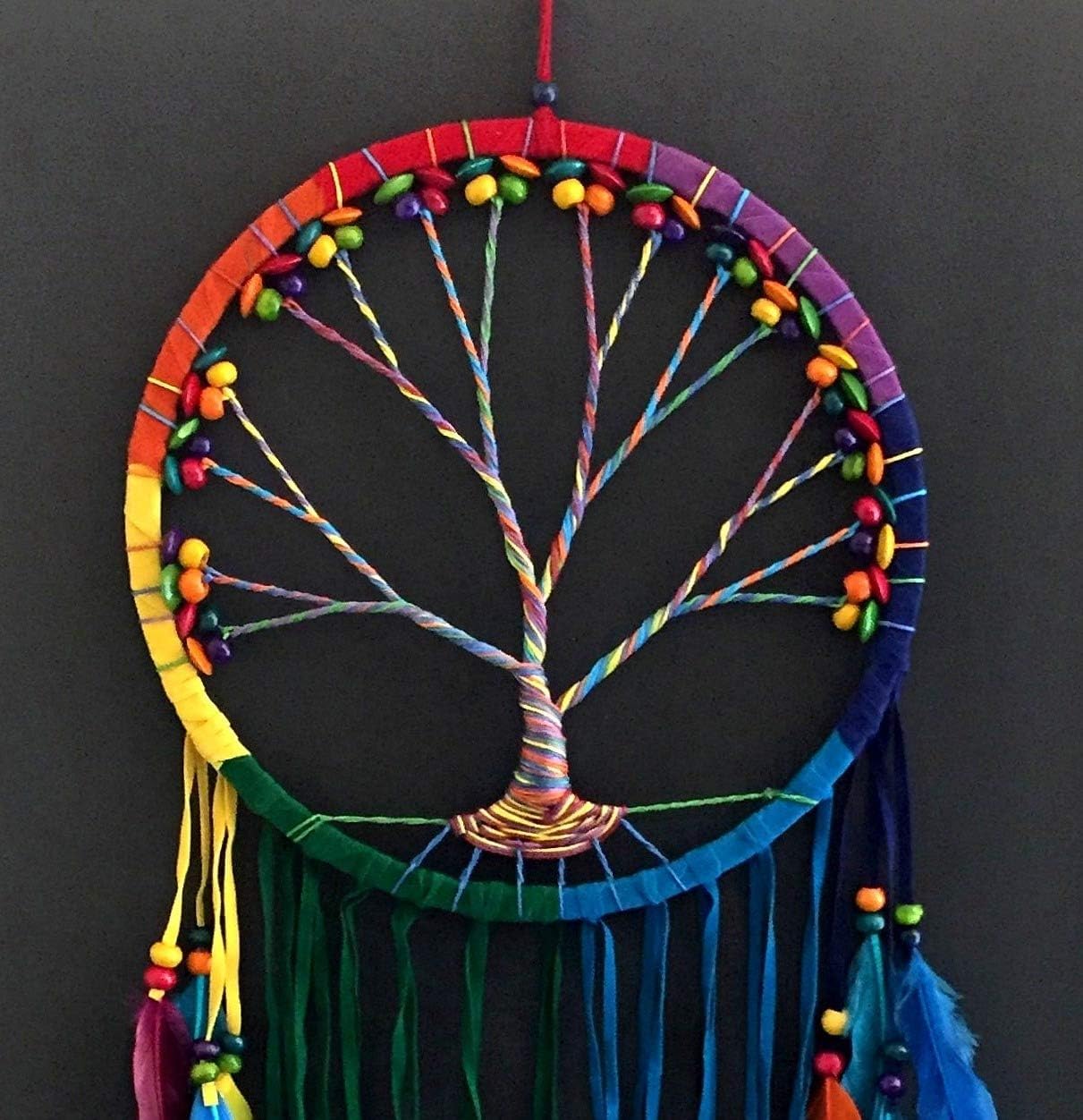 Unbekannt Oma Dream Catcher – Tree of Life Weiß Wildleder Traumfänger mit Federn & Holz Perlen – Groß Größe – 91,4 cm Lang x 27,9 cm Durchmesser Marke Rot