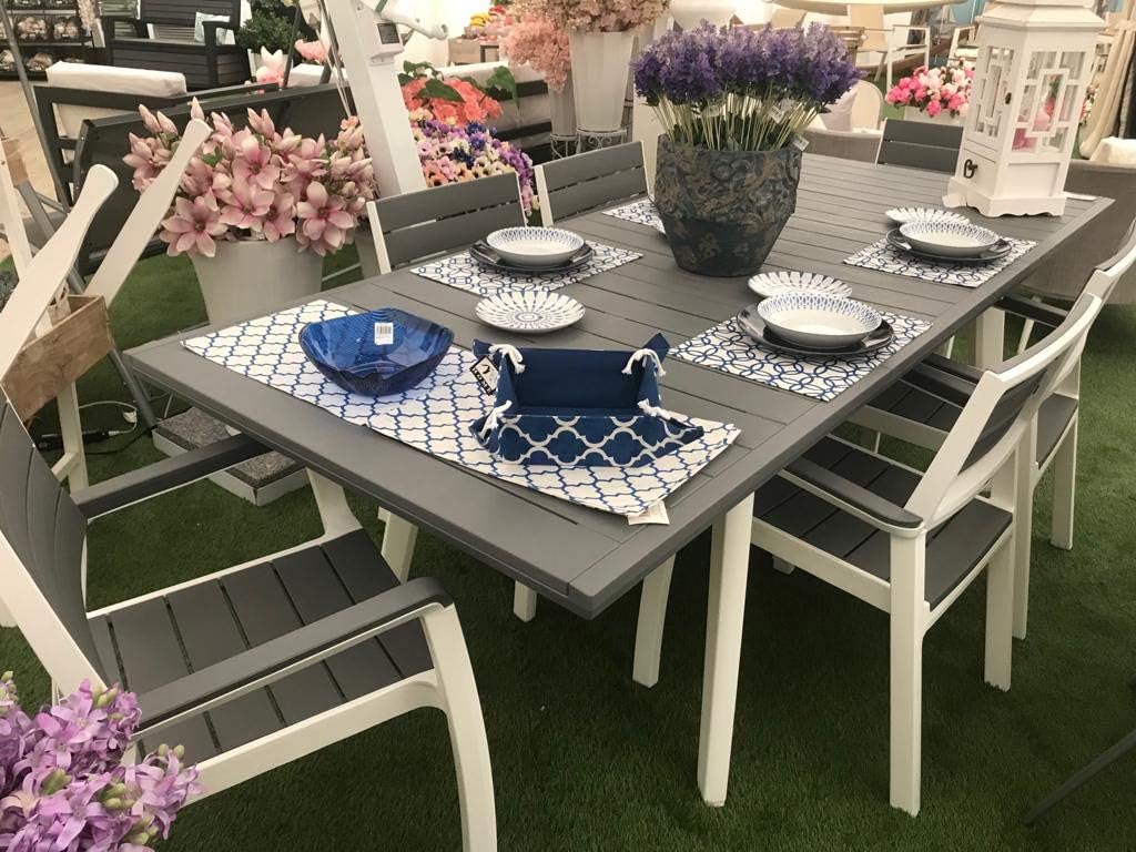 set in alluminio con tavoli da pranzo