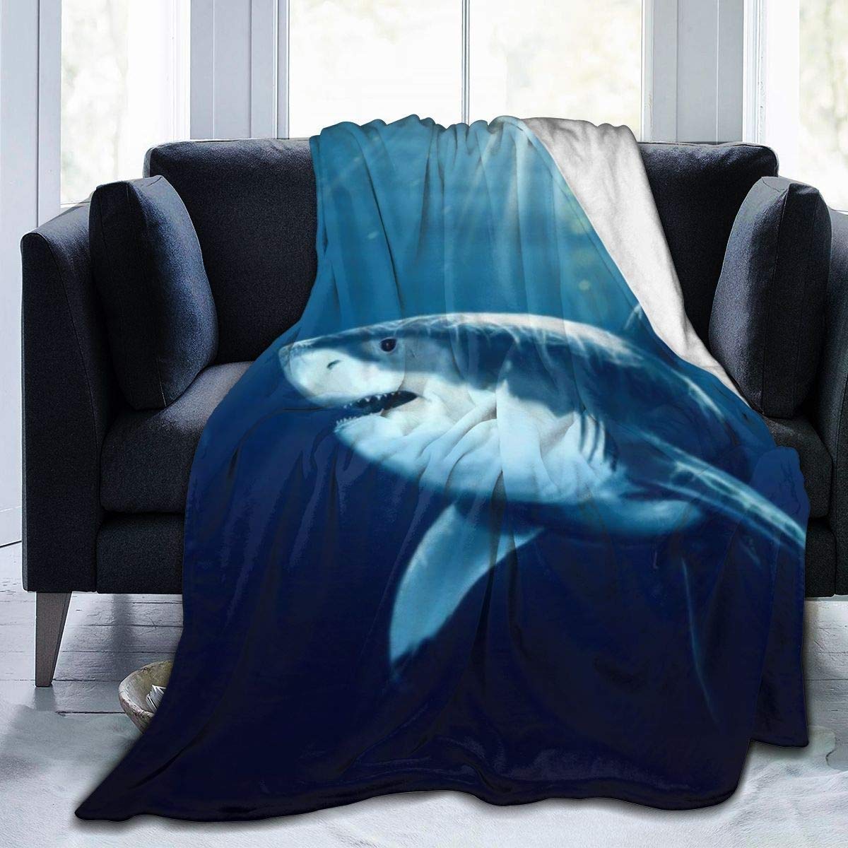 Fansu Girls Shark Fleece Throw Blanket, Kids Adults Microfiber Soft Warm Fluffy Lightweight 3D Printed Flannel Blankets Bed Sofa Blanket Bedspread For Bedroom Sleeping And Camping (,150X220cm)