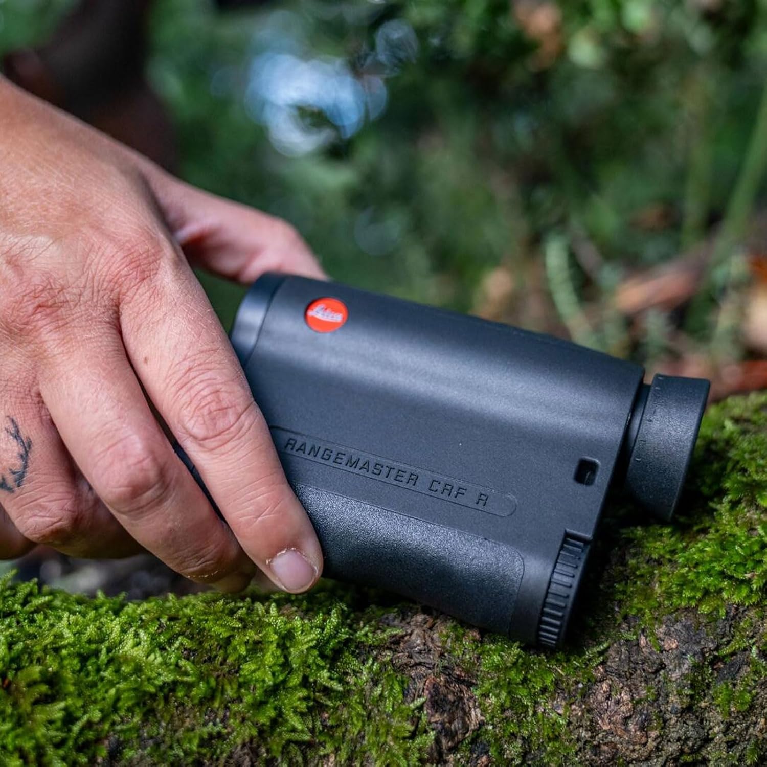 Leica 7x24 Rangemaster CRF-R Laser Rangefinder » Tenda Canada
