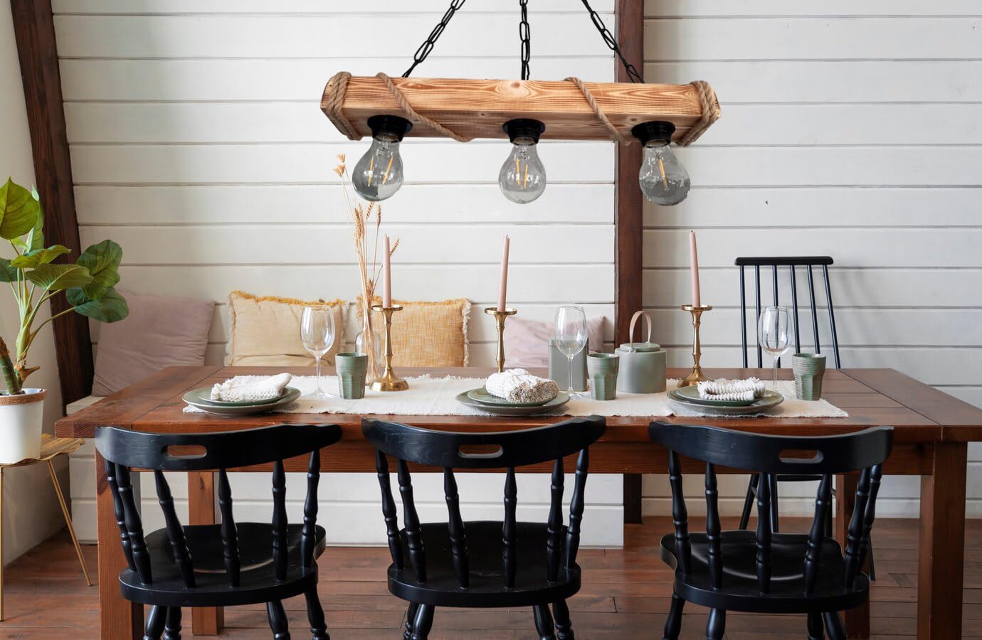 Lampadario a sospensione in legno e corda stile industriale, rustico, da campagna, chic, con 3 lampadine (E27)