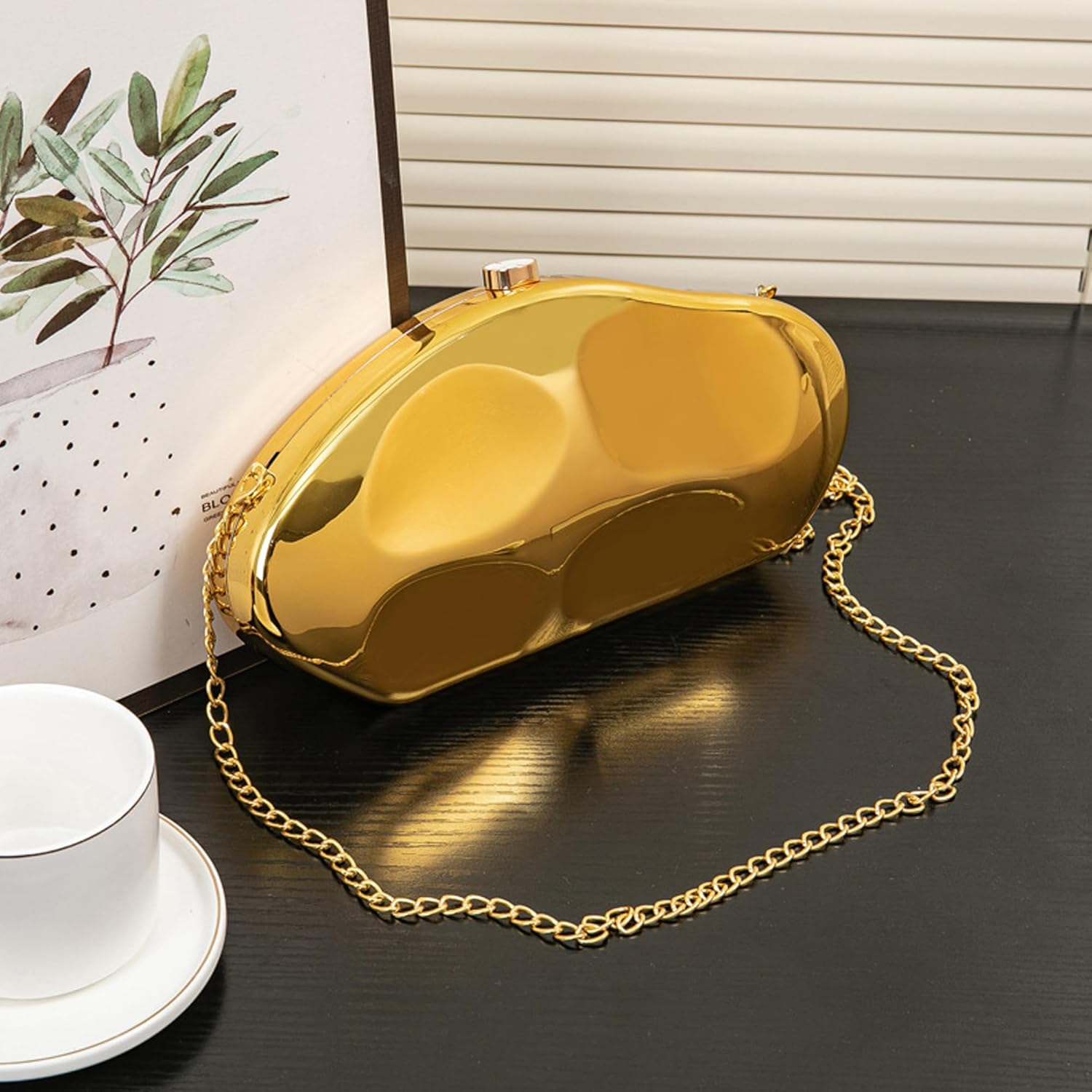 Gold Shell Acrylic Clutch Purses for Women for Evening & Party & Prom - Image 3
