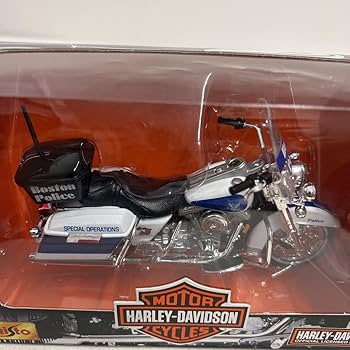 Amazon | 1/18 HARLEY-DAVIDSON Boston Police ハーレー