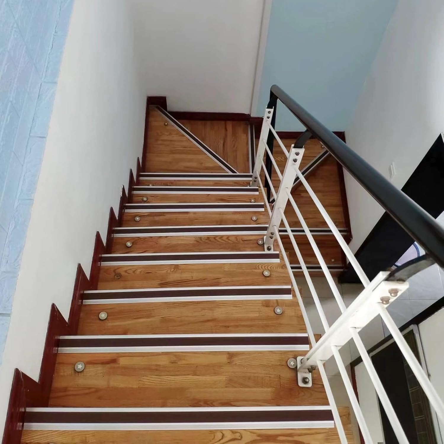 Aluminum Stair Treads Corner Protection Profile, Stair Nosing/Ramp/Slope Profile, L Anti-Slip Edging Strip Easy Installation, School Office Hospital-Red||W 5CM